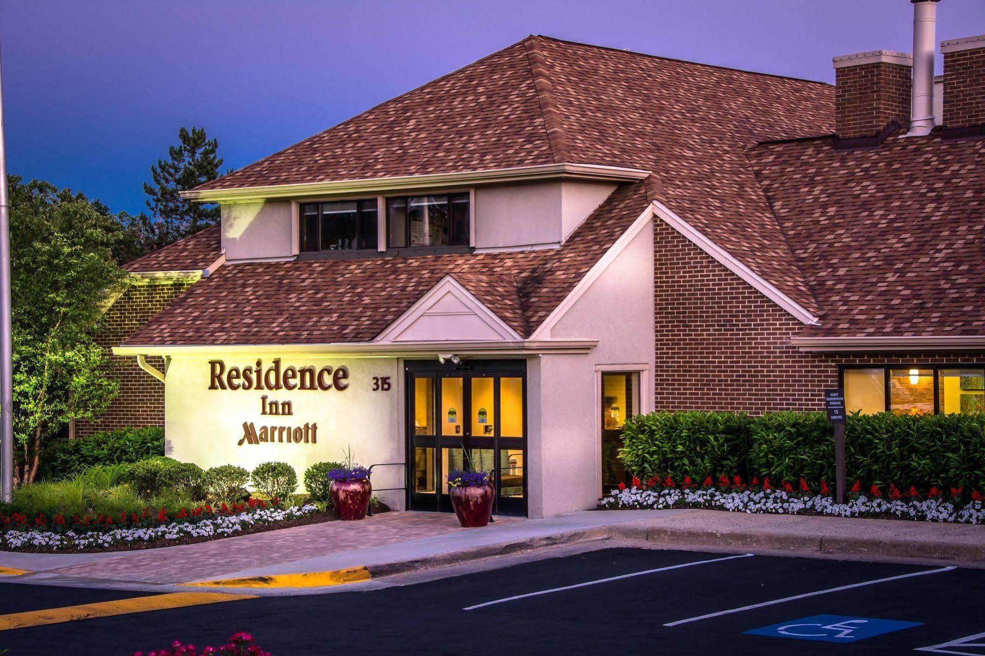 Residence Inn By Marriott Herndon Reston Eksteriør billede