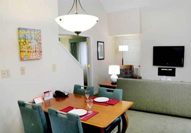 Residence Inn By Marriott Herndon Reston Eksteriør billede